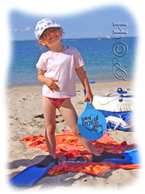 Elodie au bord de l'eau